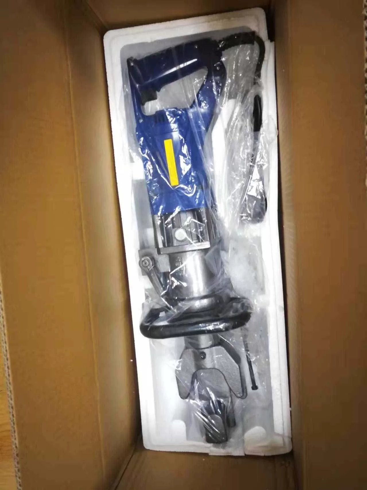 Máy uốn sắt thủy lực cầm tay RB-22