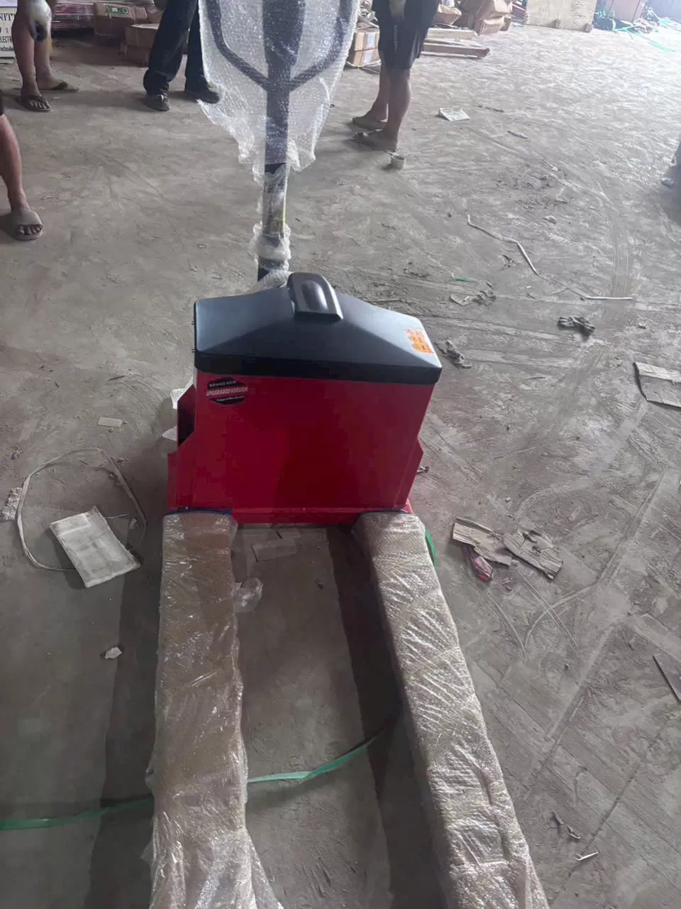 Xe nâng điện tay thấp NITTO 3 tấn