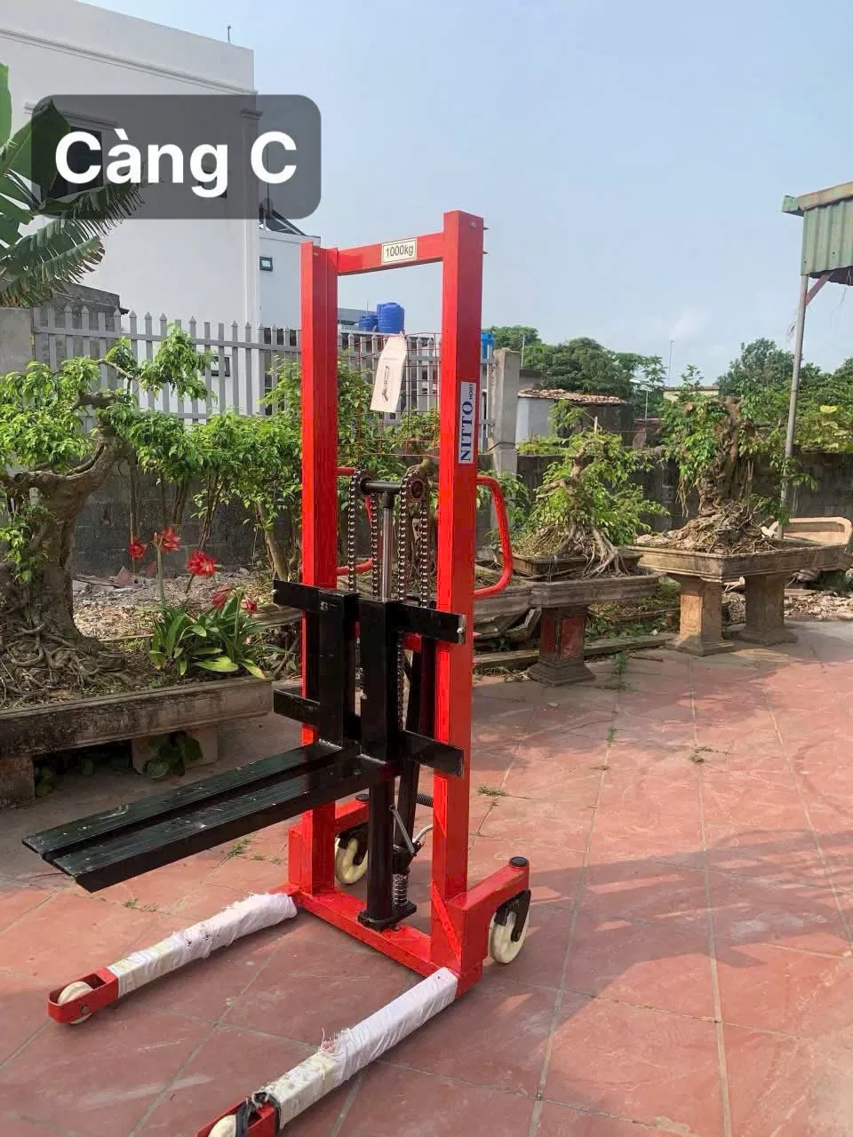 Xe nâng tay cao càng C 2Tx1.6m