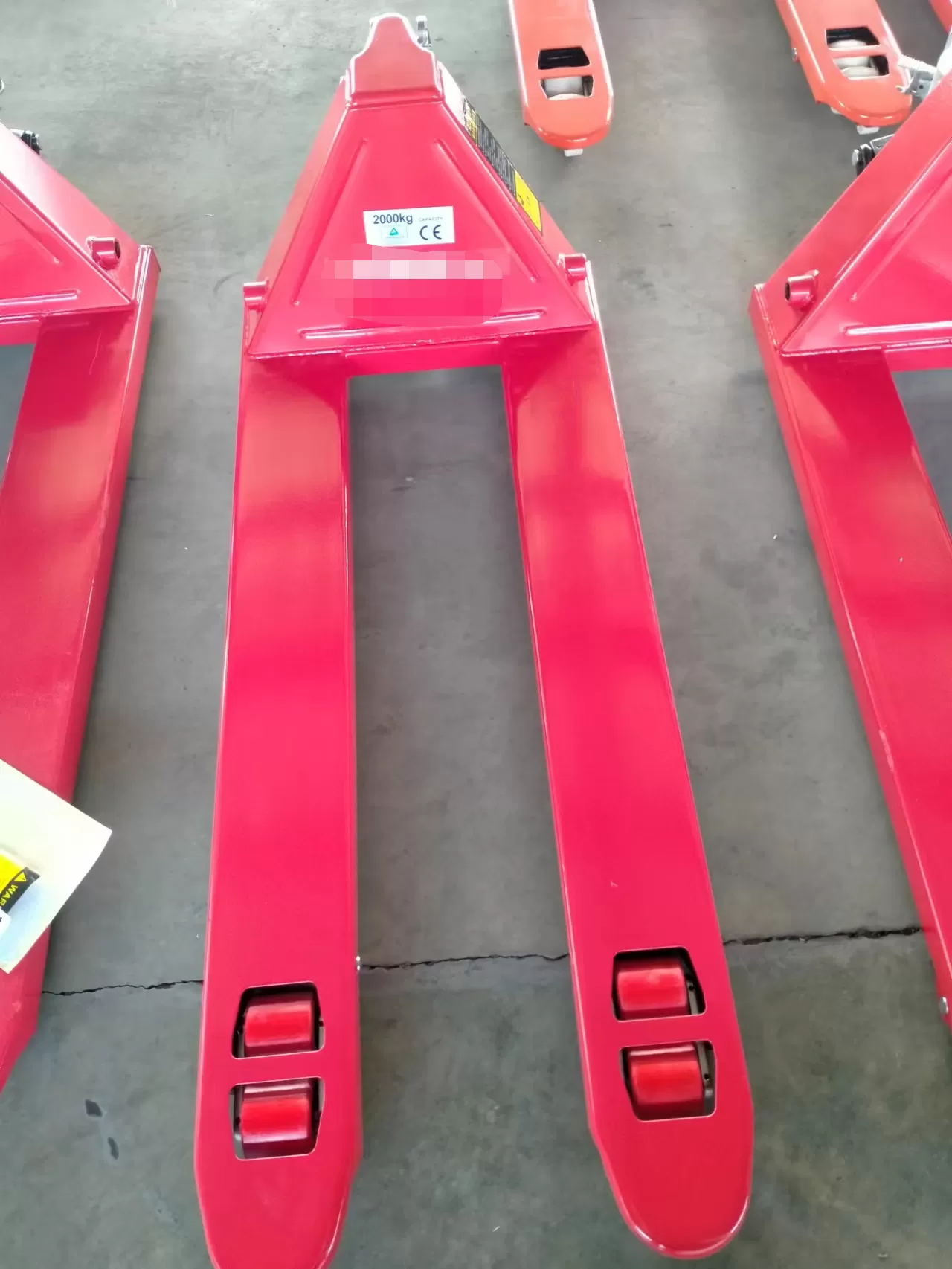 Xe nâng tay thấp bánh PU 2 Tấn