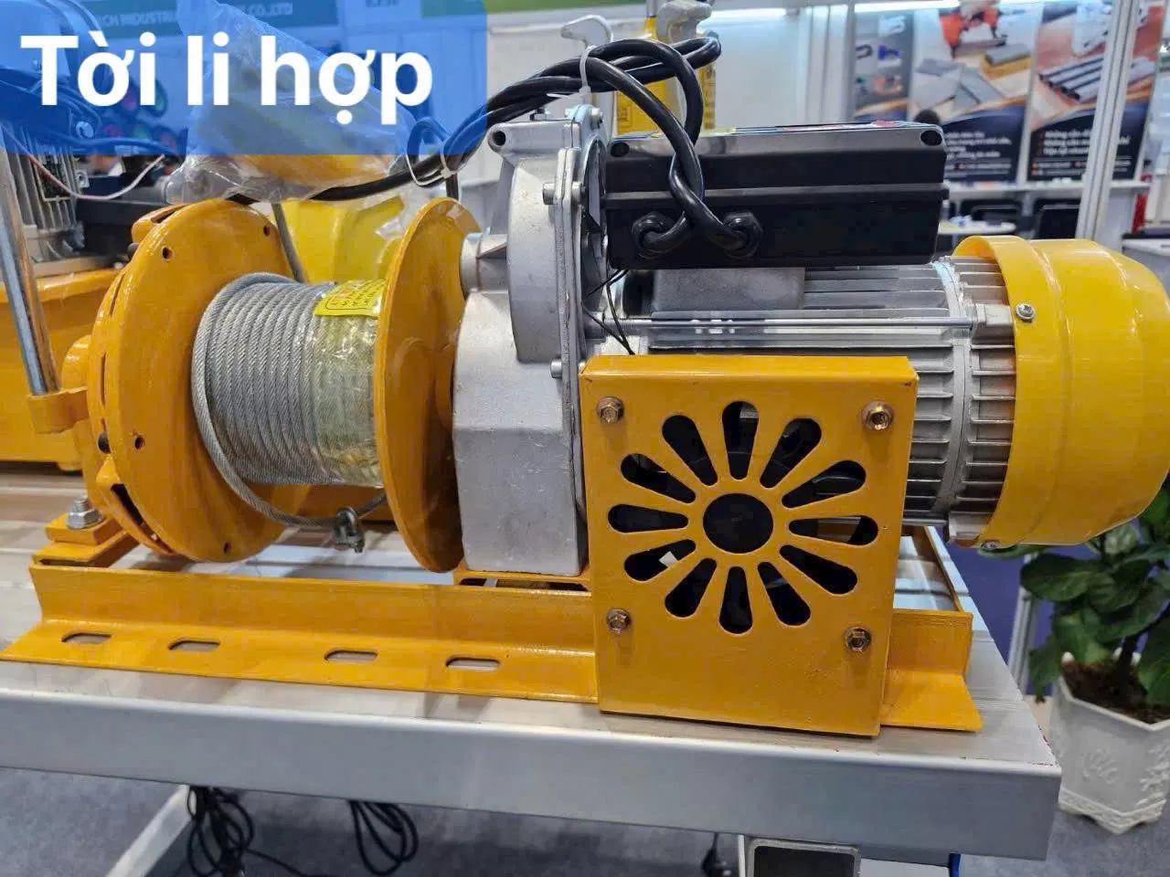 Tời  nâng ly hợp 1Tx3m