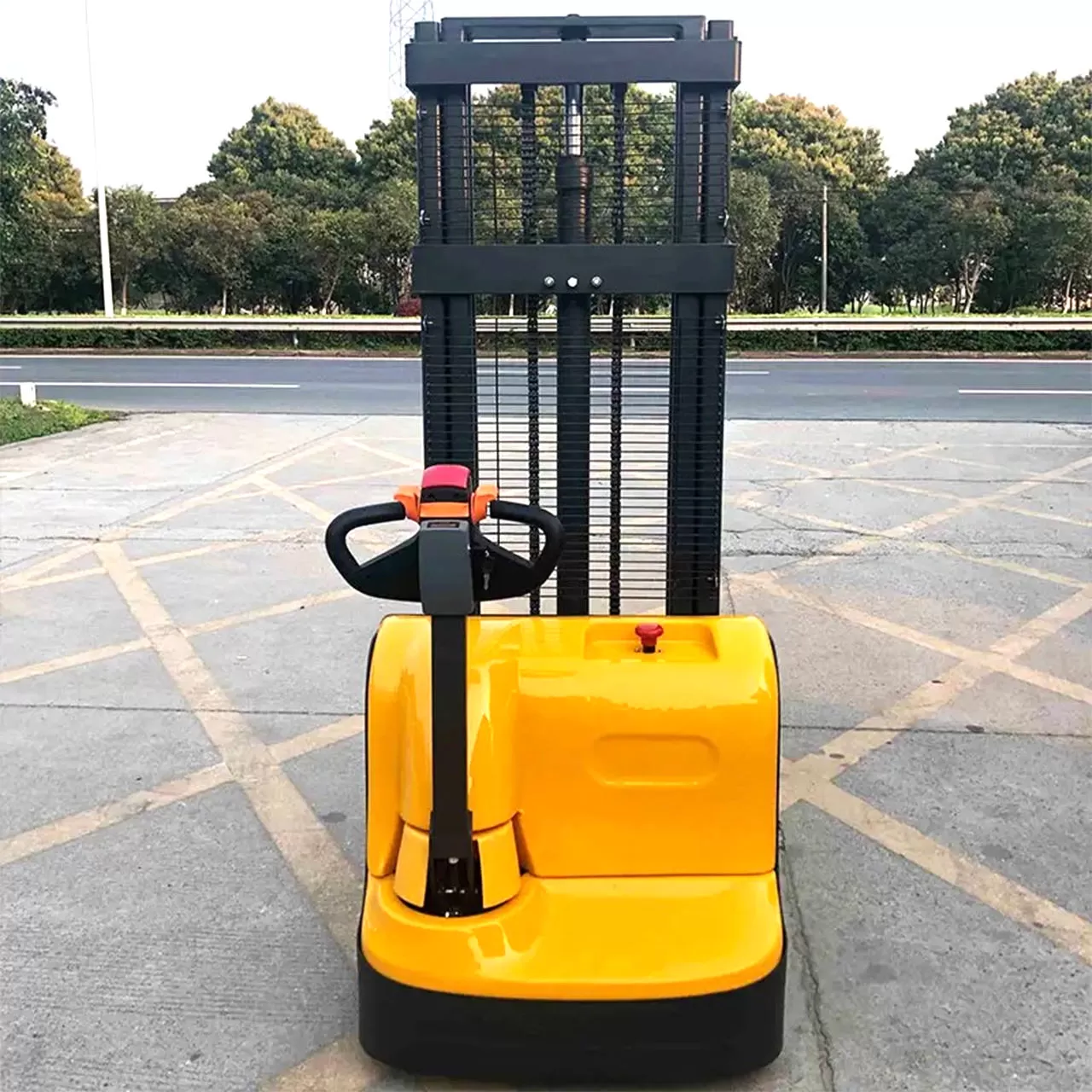 Xe nâng điện đứng lái 2Tx4.5m